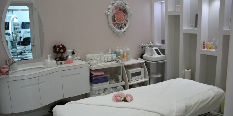 Unregulated Med Spas Under Scrutiny For Dangerous Injections