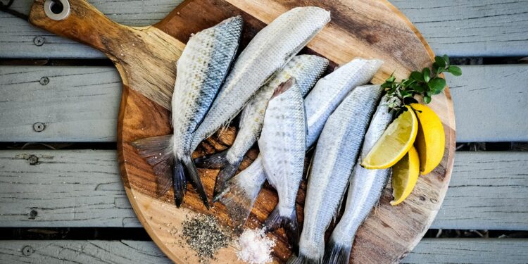 Weekly Fatty Fish Intake Linked To Lower MS Risk