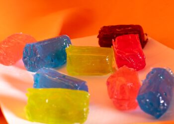 Food Giants Race To Ditch Artificial Dyes For Healthier Options