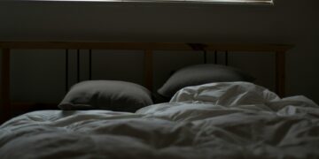 Restless Nights Linked To Migraines