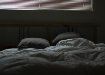 Which Hormone Regulates Sleep-Wake Cycles And Is Influenced By Exposure To Light?