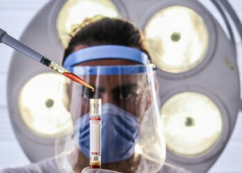 Groundbreaking Blood Test Reveals Future Heart Attack Risk