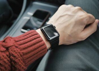 FDA Cracks Down On Smartwatches Making False Claims