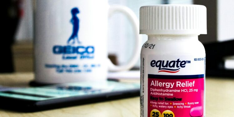 Which Of The Following Is NOT A Symptom Of An Allergic Reaction?