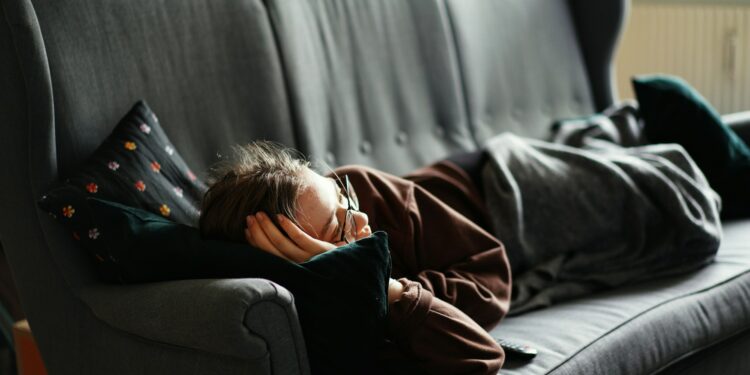 How Long Should A Nap Be To Get The Most Benefits Without Feeling Groggy?