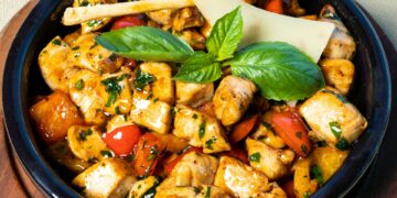 Keto Diet Gains Spotlight For Fighting Skin Condition