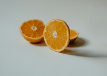 Which Of The Following Conditions Is Primarily Caused By A Deficiency In Vitamin C?