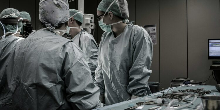 Doctors Perform Groundbreaking Brain Procedure