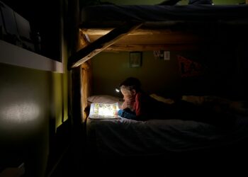 Late Bedtimes Damaging To Mental Health