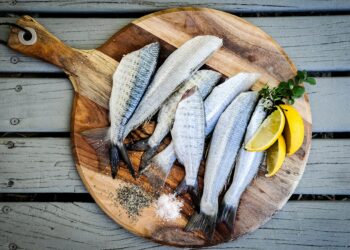 Weekly Fatty Fish Intake Linked To Lower MS Risk