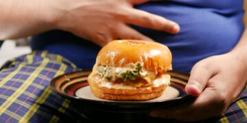 Which Condition Is Characterized By Chronic Inflammation Of The Digestive Tract?