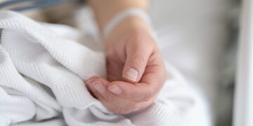 Study Unveils Mental Health Threats After Heart Attacks