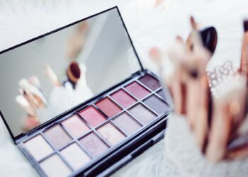 Chemicals In Makeup Tied To Pregnancy Complications