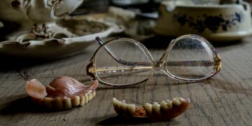 Dental Issues Linked To Hormonal Changes