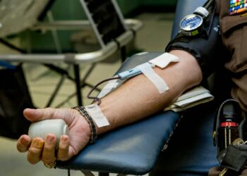 Which Term Describes Low Blood Sodium That Can Cause Confusion, Seizures, And Coma?