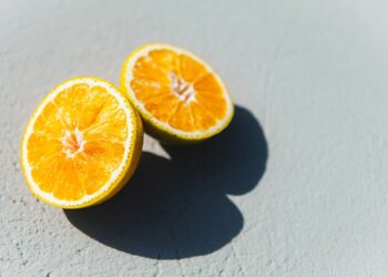 Unbelievable Signs Of Vitamin C Deficiency Revealed
