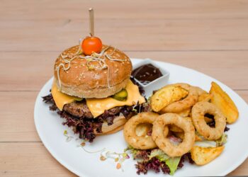 Unhealthy Eating Found To Increase Risk Of Incontinence