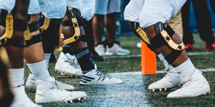 NFL Stars Ditch Opioids For A Safer Solution