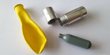 FDA Warns Of Rising Injuries From Widespread Gas Misuse