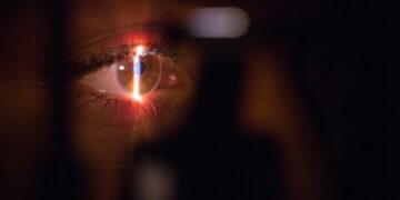 Stem Cell Therapy Heals Irreversible Cornea Damage