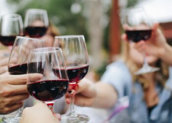 Red Wine’s Cancer-Fighting Powers Debunked