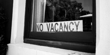 CDC Layoffs Trigger Alarming Lab Shutdowns