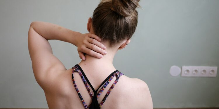 Long Hours Sitting Could Lead To Serious Neck Issues